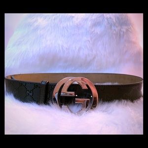 Authentic Men Gucci Belt . Green shiny imprime.